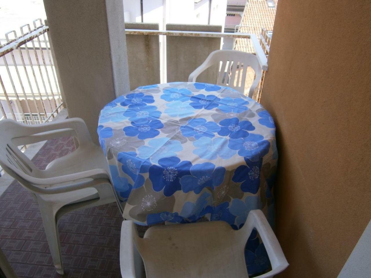 Condominio Commerciale カオルレ エクステリア 写真